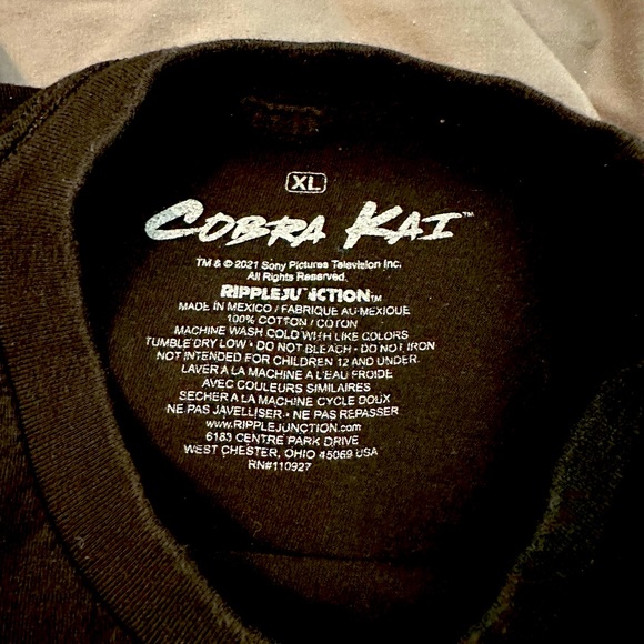 Cobra Kai tee - Picture 3 of 3